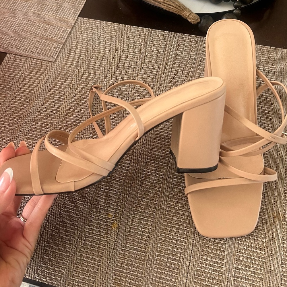 Azazie-ANKLE STRAP BLOCK HEEL SANDALS - Picture 8 of 9